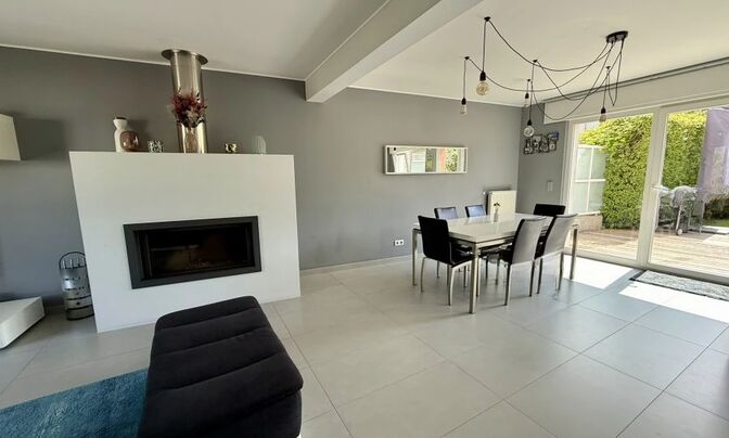 Semi-detached house 4 bedrooms for sale in Luxembourg-Cents