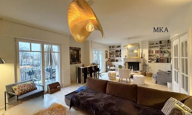 House 6 bedrooms for sale in Luxembourg-Merl