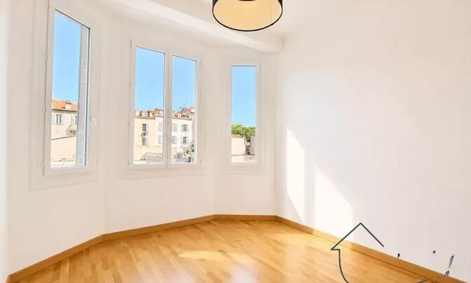 Villa Cannes République