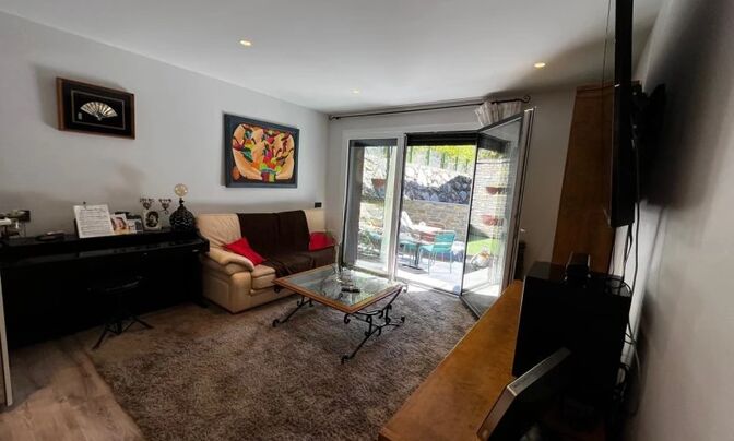 2 bedroom apartment with 2 extra rooms for sale in La Massana