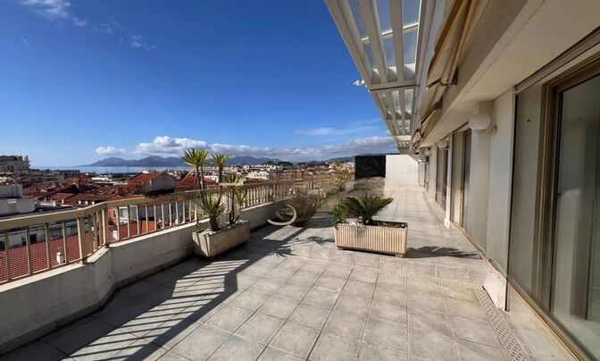 Villa Cannes République