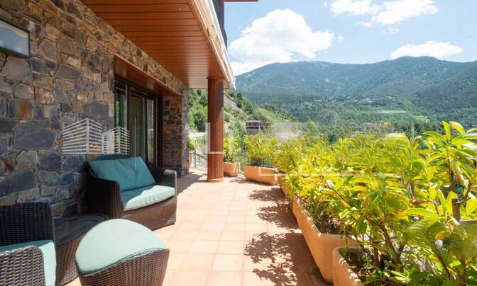 Chalet for sale in exclusive residential area of Escaldes