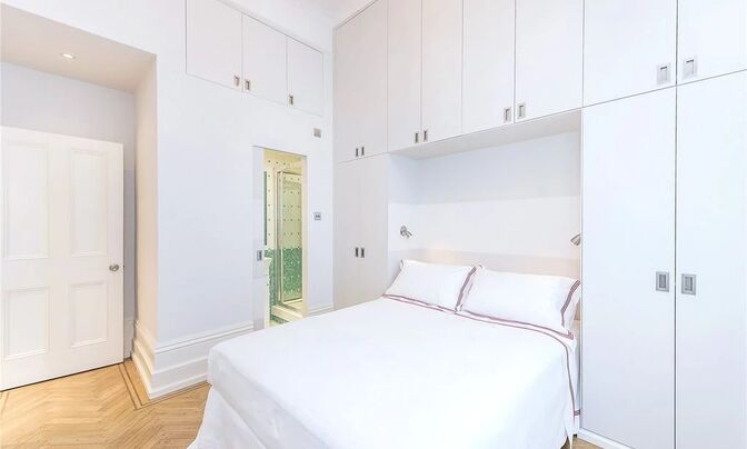 Redcliffe Square, Chelsea