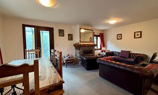 Chalet for sale in Pal, 4 bedrooms