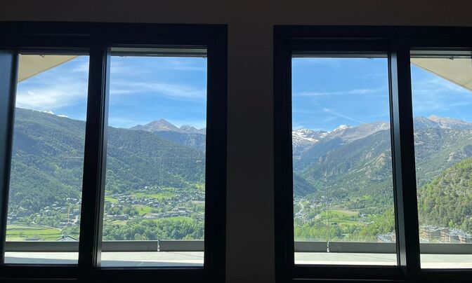 Chalet for sale in Anyós, 5 bedrooms