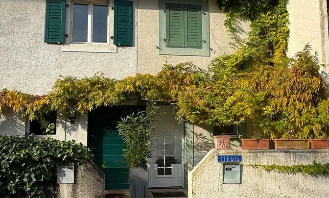 Bifamiliar house 6 rooms