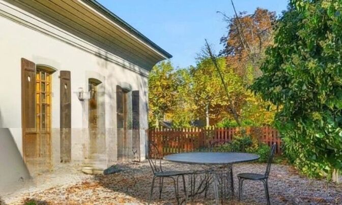 Single house 10 rooms