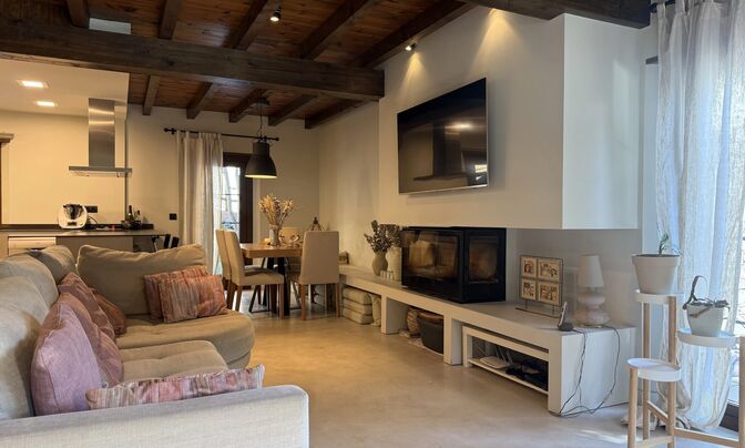 Chalet for sale in Pal, 4 bedrooms