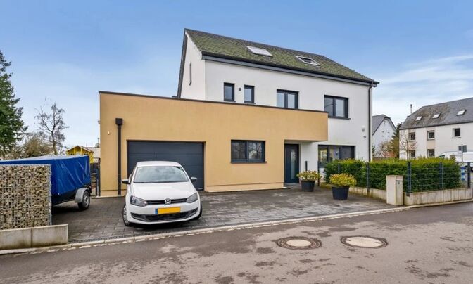 Detached house 4 bedrooms for sale in Hoscheid-Dickt