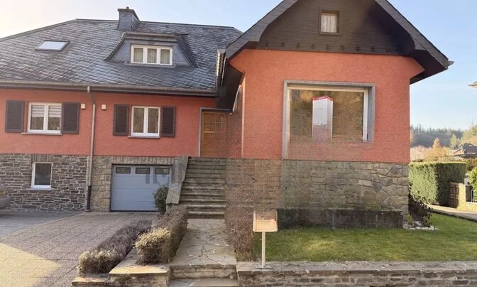Semi-detached house 6 bedrooms for sale in Clervaux