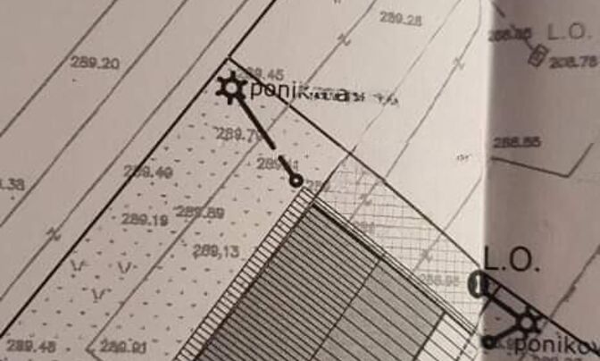 Land suitable for development near Yarsha.