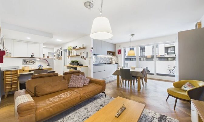 Apartment 3 bedrooms for sale in Luxembourg-Gasperich - Cloche d'or