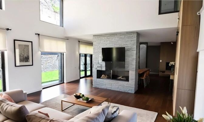 Luxury townhouse in Pal with garden