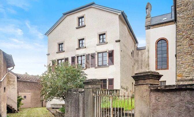 Detached house 6 bedrooms for sale in Gostingen