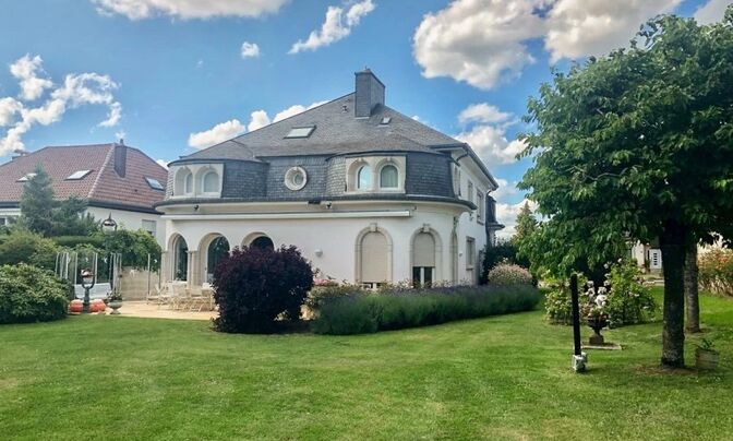 Detached house 5 bedrooms for sale in Alzingen