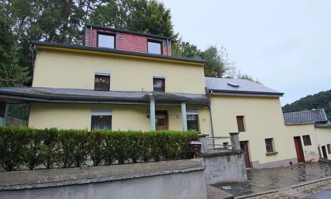 Detached house 5 bedrooms for sale in Bourglinster