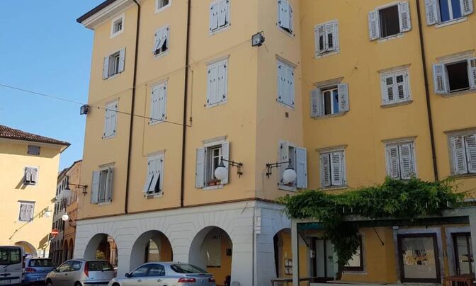 Three-room apartment in the center of Gorice