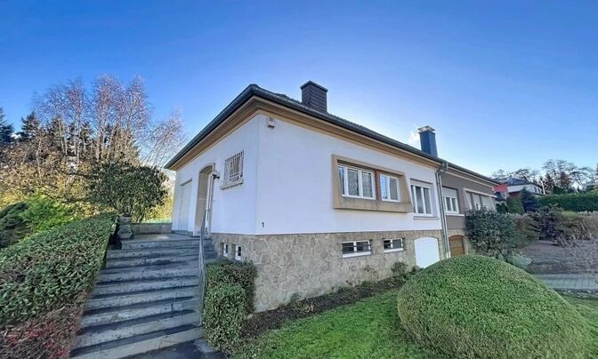 Semi-detached house 3 bedrooms for sale in Bridel