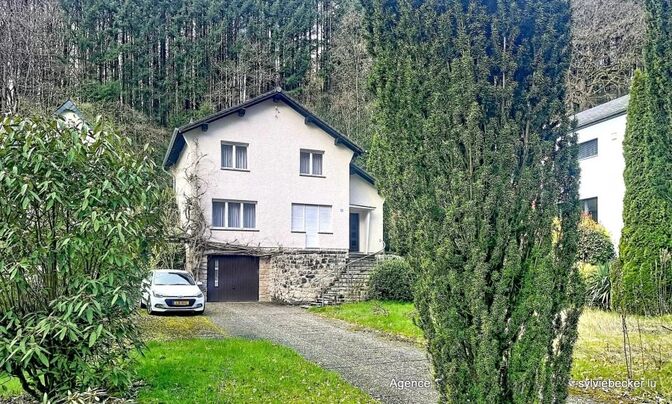 Detached house 4 bedrooms for sale in Luxembourg-Muhlenbach