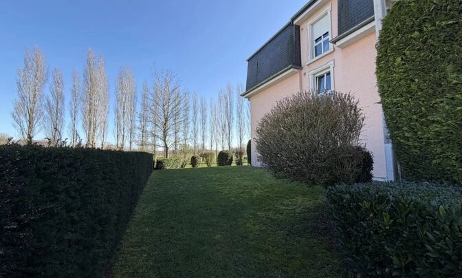 Apartment 2 bedrooms for sale in Roeser