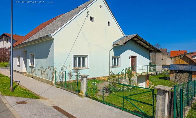 Two-story house in Ljutomer