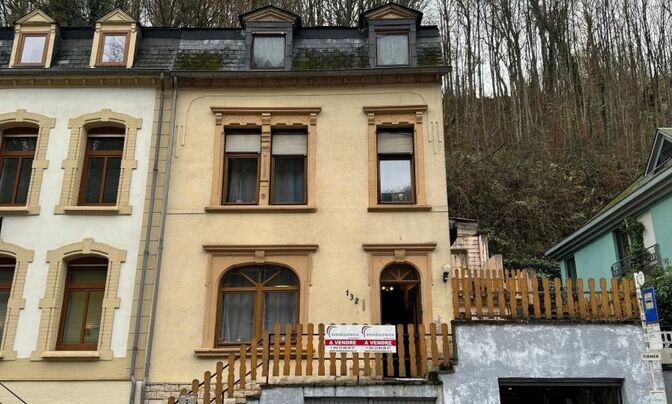 Semi-detached house 4 bedrooms for sale in Luxembourg-Neudorf