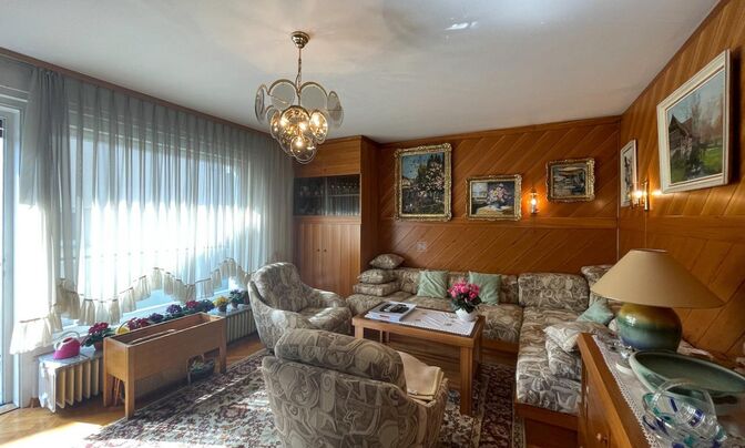 House, Ljubljana, Vich.