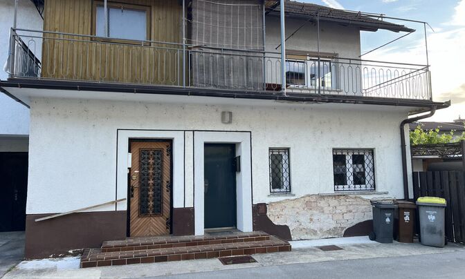 House, Verkhnyaya Shishka