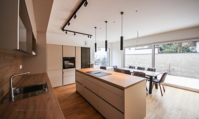 House with a terrace in Rozhna Dolina