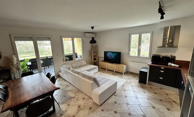 Apartment, 3-room, Novaya Sezana