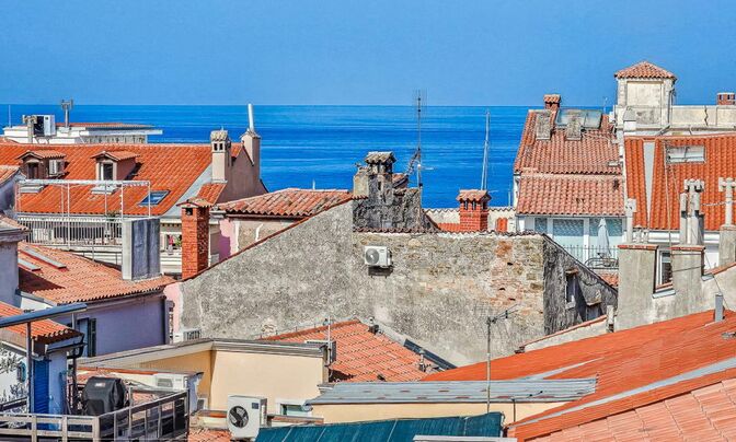 Four-room apartment Piran