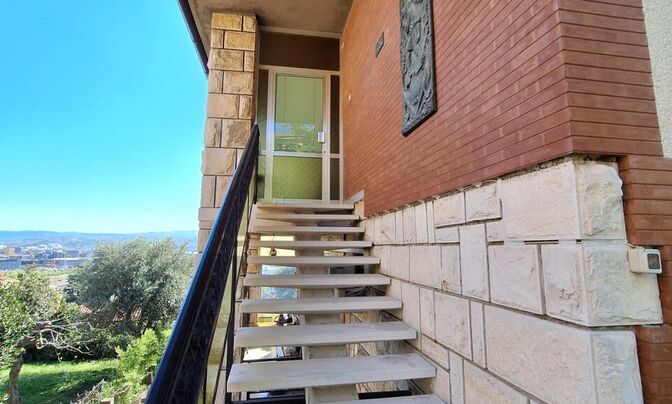 Apartment in Koper, Semedela