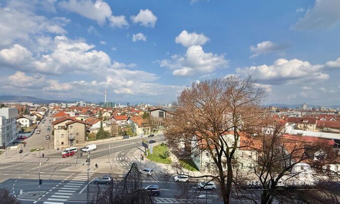 Three-room apartment in Shishka