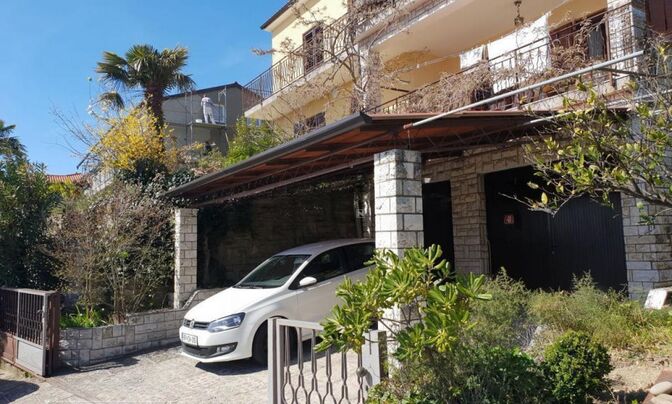 House, Portorož