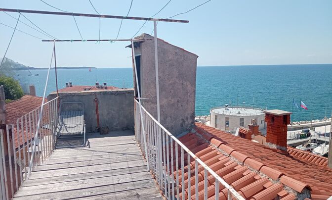 Apartment, 3-room, new Piran