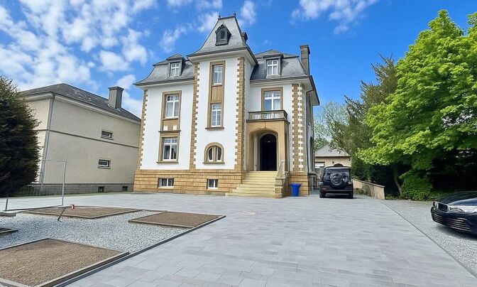House 5 bedrooms for sale in Walferdange