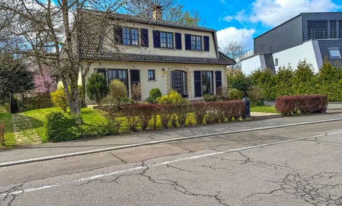 House 5 bedrooms for sale in Olm