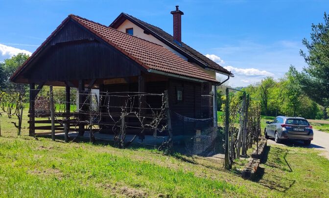 Rajec manor and farm, Jesenice na Dolenskim