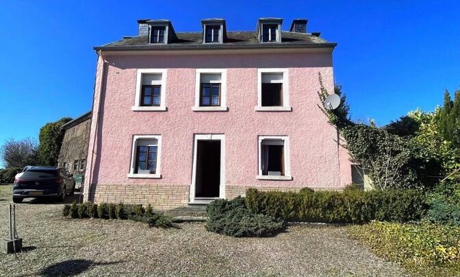 House 3 bedrooms for sale in Bourscheid