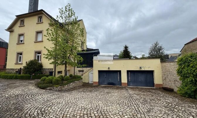 Detached house 5 bedrooms for sale in Echternach