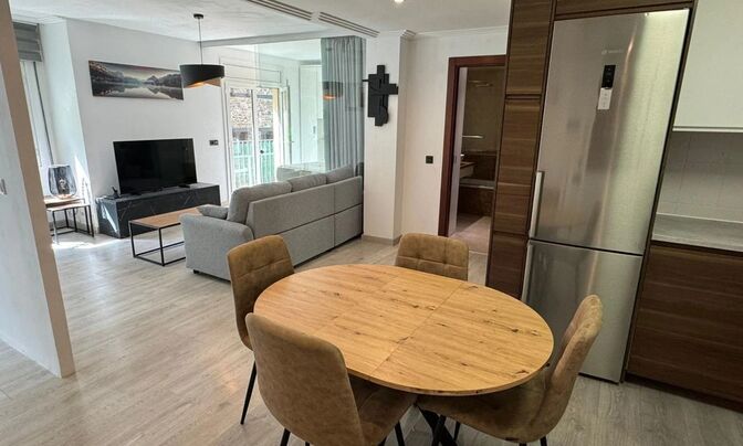 Apartment with three bedrooms in Arinsal