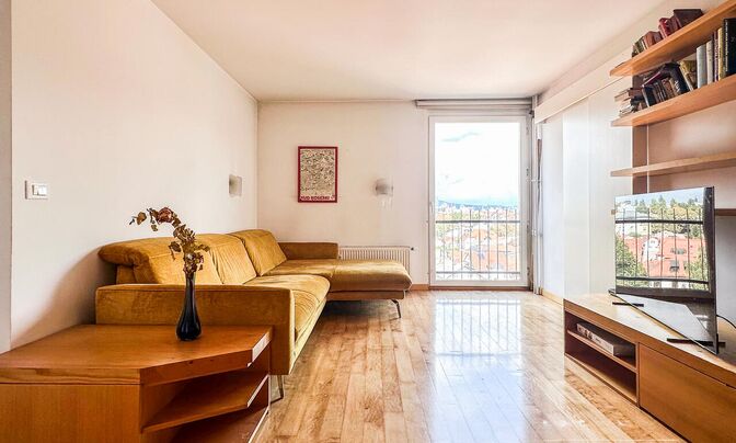 Apartments in Trnovo