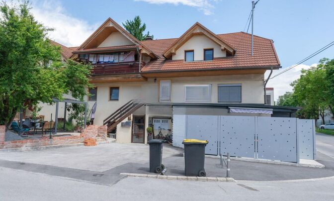 Apartment, 4 rooms, Ljubljana