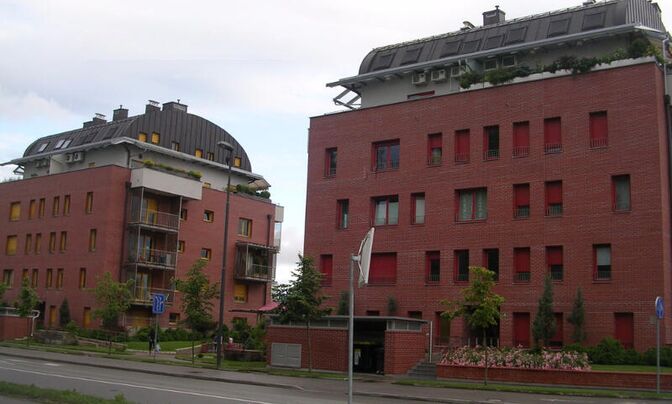 Apartment, 5+ rooms, Ljubljana