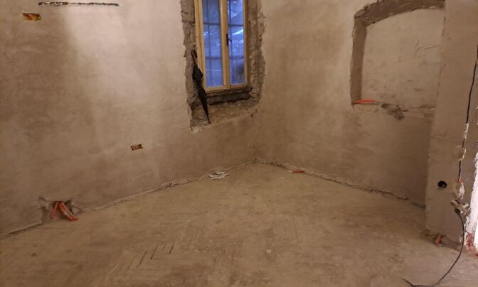 Two-room apartment in the center on the Upper Market