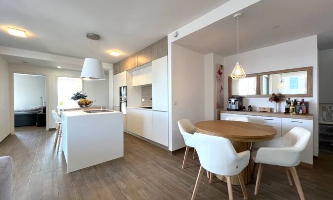 Apartment 3 bedrooms for sale in Belvaux