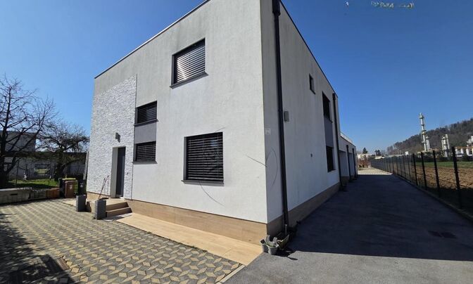 House, Podgorica