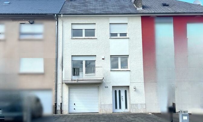 House 3 bedrooms for sale in Belvaux