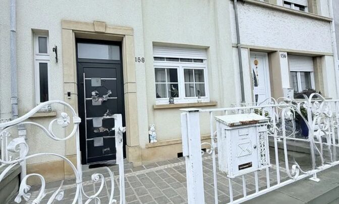 House 3 bedrooms for sale in Pétange