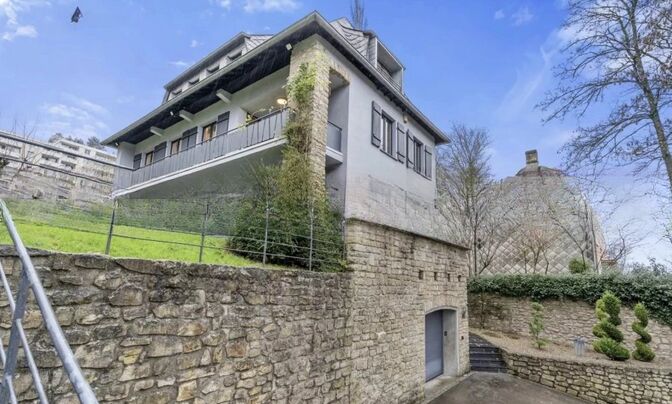 Detached house 5 bedrooms for sale in Luxembourg-Limpertsberg